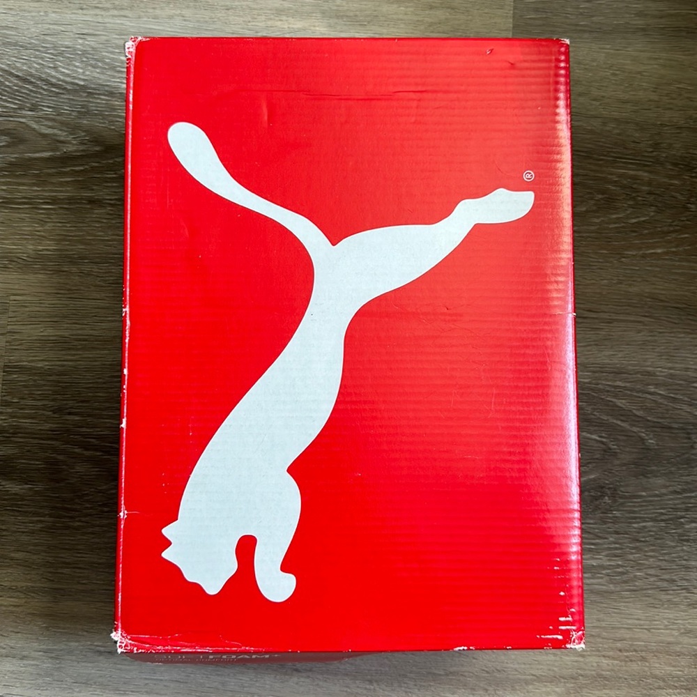 Puma women’s Kaia Platform sneaker. Size 8.5